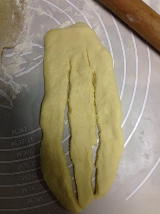 椰蓉辮子面包