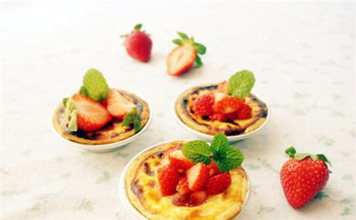 草莓酸奶蛋撻