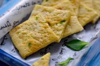 到你味蕾都融化蔥香蘇打餅