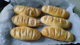 全麥牛奶面包