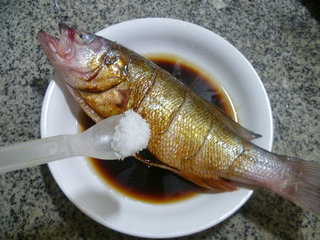 清蒸鱸魚