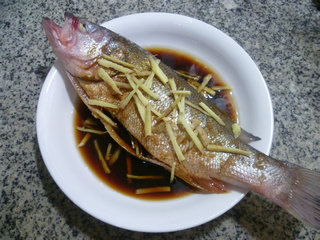 清蒸鱸魚