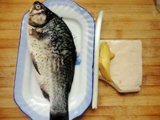 鯽魚豆腐湯