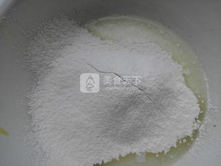 牛奶蔓越莓戚風