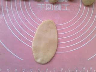 棗泥蛋黃酥