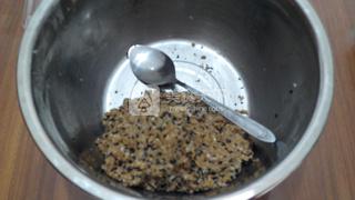 黑芝麻燕麥高纖餅幹
