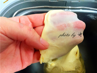 小花朵豆沙面包