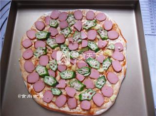 秋葵腸仔披薩