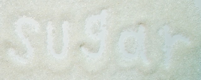 綿白糖和糖粉的區別 糖粉和綿白糖的區別