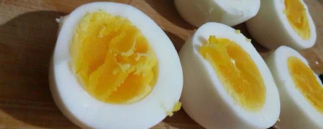 鹽雞蛋的制作方法 鹽雞蛋的做法