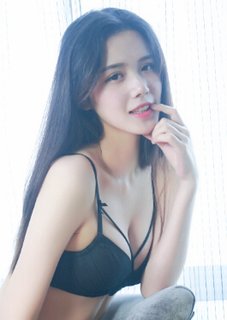 子怡 ziyi