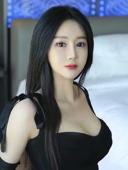 李依然 Li Yi Ran