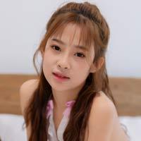 秋萍 Qiu Ping