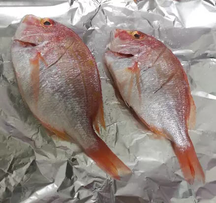 錫紙烤鯛魚