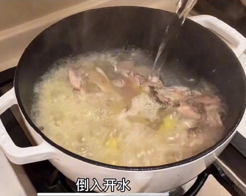 牛奶酸菜魚