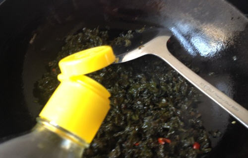 辣椒炒地皮菜