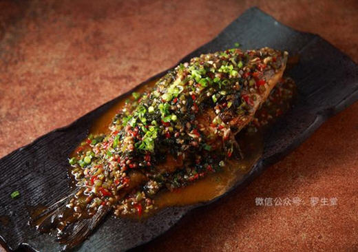 雪菜燒鯽魚
