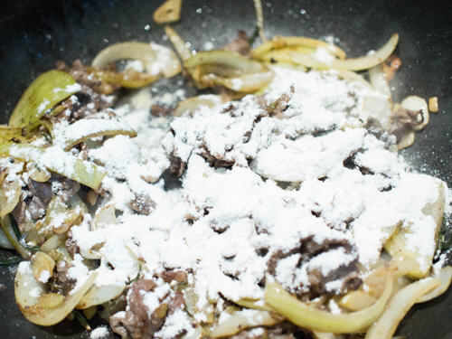 酸奶燉牛肉Beef Stroganoff