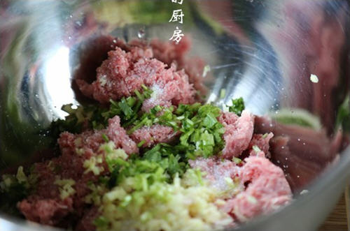 紅椒釀牛肉紅椒 裡面塞牛肉