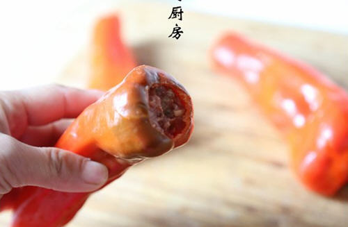 紅椒釀牛肉紅椒 裡面塞牛肉