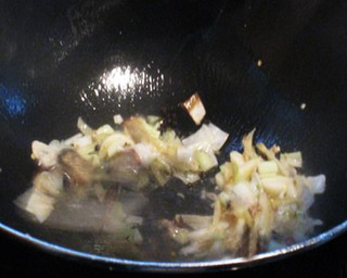 雪菜肉絲面