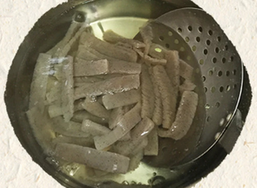 四季豆涼拌蒟蒻墨玉板