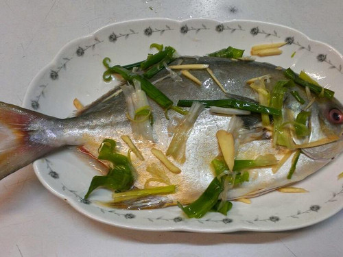 酸菜金鯧魚