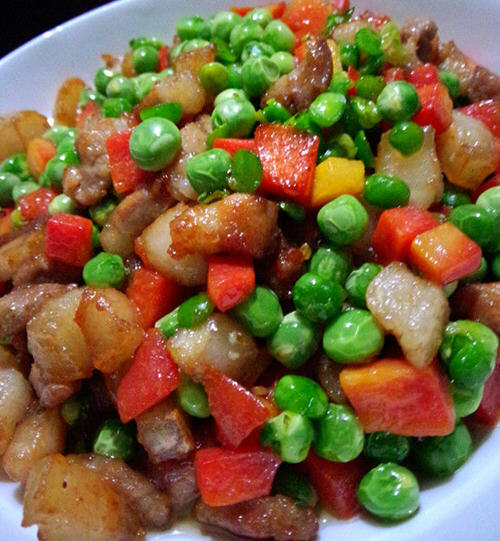 豌豆蘿卜炒肉丁