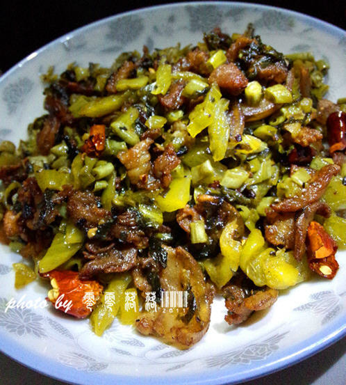 酸菜炒五花肉