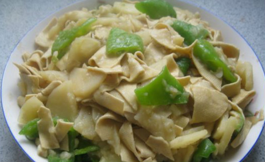 尖椒幹豆腐土豆片
