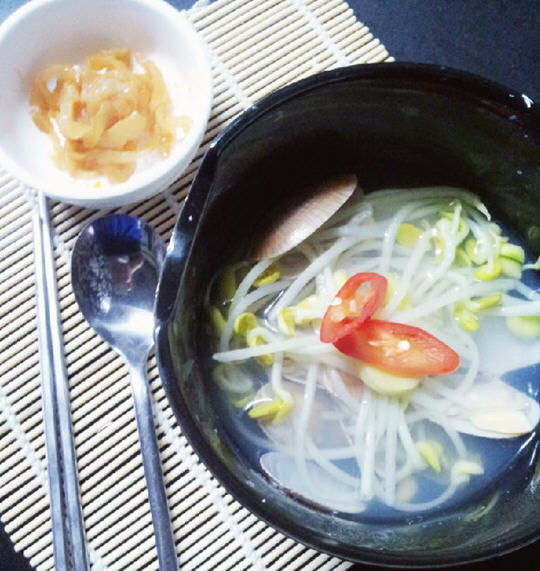 花蛤豆芽湯