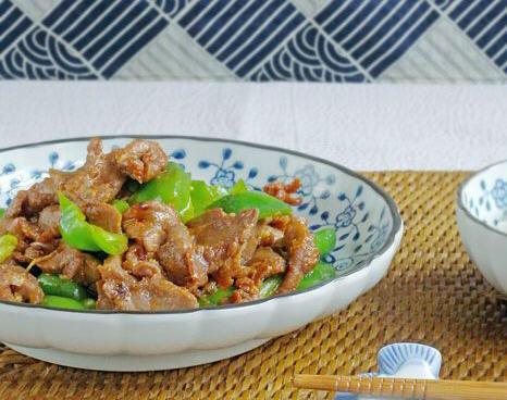 牛肉炒辣椒