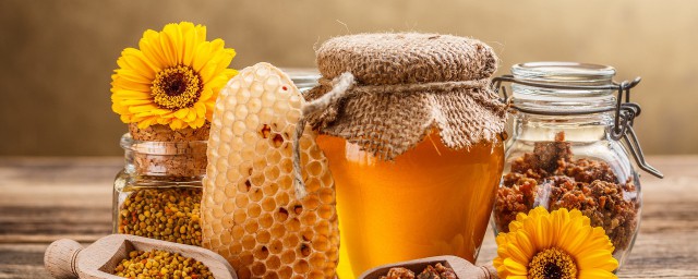 土蜂蜜的識別方法 土蜂蜜的鑒別方法是什麼