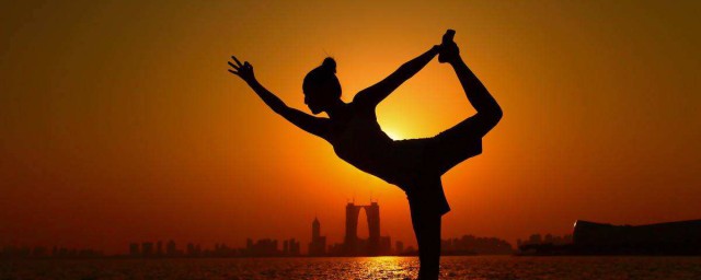 55歲開始練瑜伽合適嗎 有什麼好處