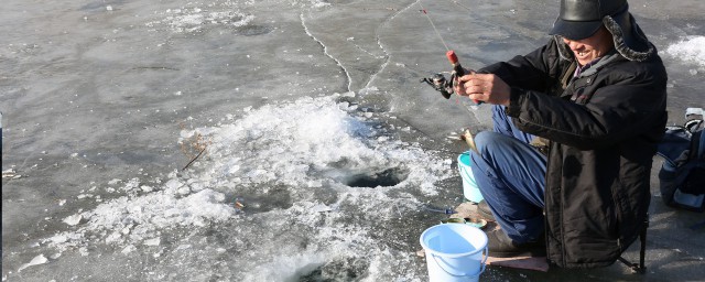 冬釣鯽魚口訣 冬季釣鯽魚有哪些技巧