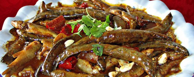 東北醬泥鰍的做法 醬燉泥鰍是黑龍江最經典的做法