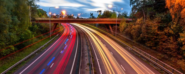 高速上最低速度多少 高速公路最低時速標準應該是多少
