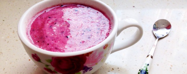 藍莓酸奶奶昔的做法 藍莓酸奶奶昔怎麼做