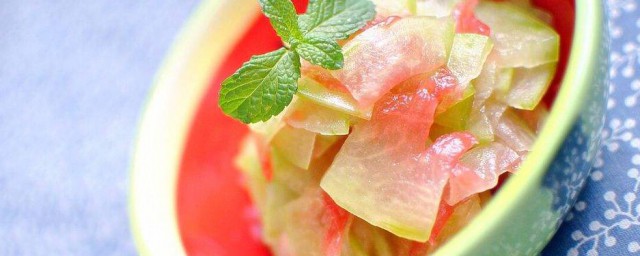 西瓜翠衣的做法 清熱解暑的涼拌菜