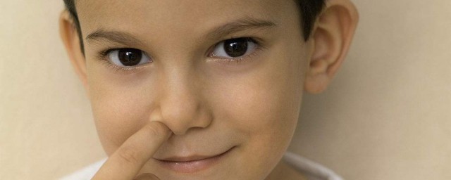 小孩摳鼻子發炎怎麼辦 用什麼藥好
