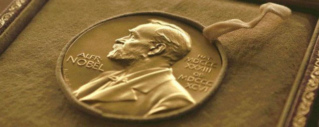 第一位獲得諾貝爾文學獎的是誰 對人類作出最大貢獻的人