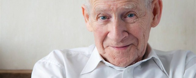 葉酸片老年人怎麼吃 有什麼功效呢