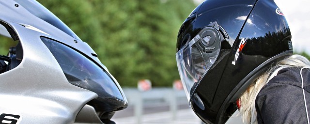 頭盔怎麼選 摩托車頭盔怎麼選