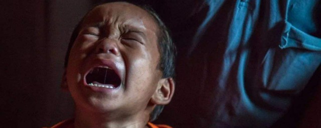 孩子快五歲瞭為什麼老是流淚 快5周歲的小孩總喜歡哭是什麼原因