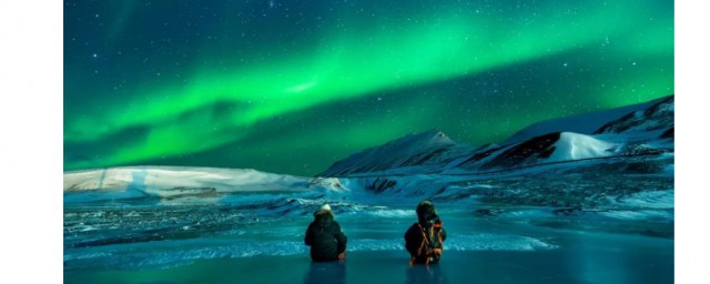 北極光是怎麼形成的 北極光是如何形成的