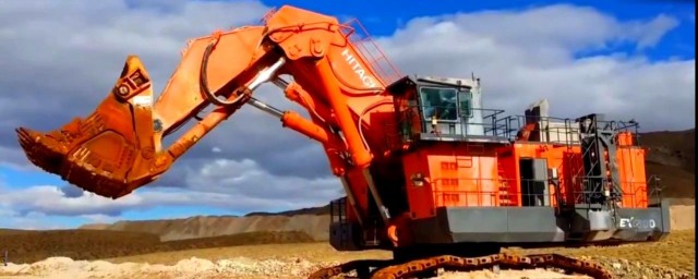 中國最大挖掘機每鬥能挖多少噸 中國最大挖掘機標志什麼