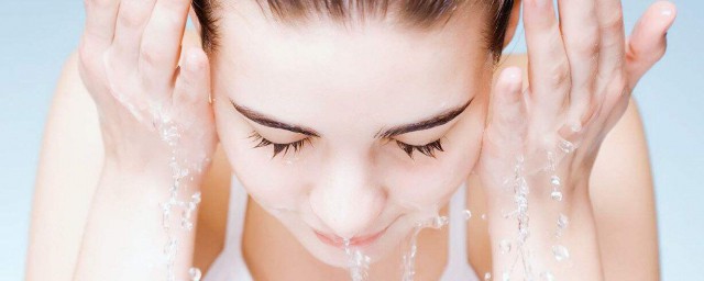 女人夢見自己洗臉 是什麼意思