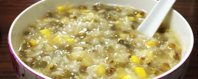 綠豆玉米粥怎麼做 晚餐吃一碗雜糧粥健康減脂又方便