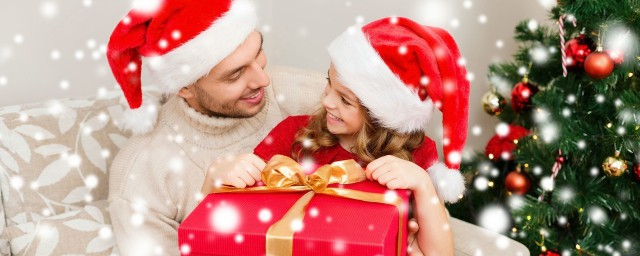 聖誕節送什麼禮物 聖誕節送什麼傳統禮物比較好