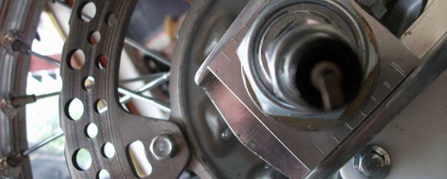 化油器油針怎麼調省油 化油器油針調節步驟
